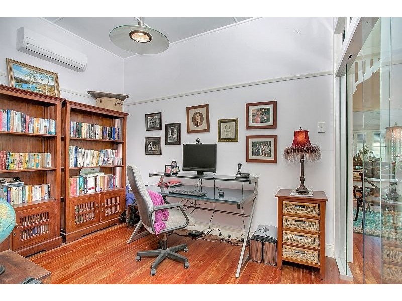 32 Walsh Street, Edge Hill QLD 4870