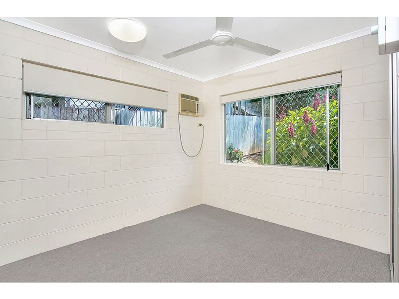 30 Beatrice Street, Mooroobool QLD 4870