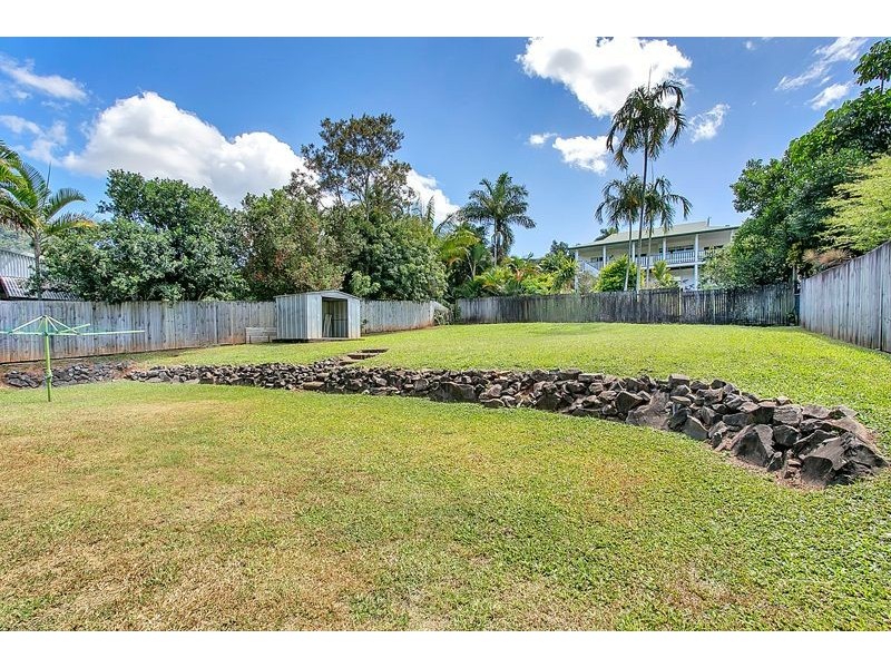 30 Beatrice Street, Mooroobool QLD 4870