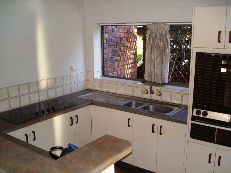 2/67 Woodward St, Edge Hill QLD 4870