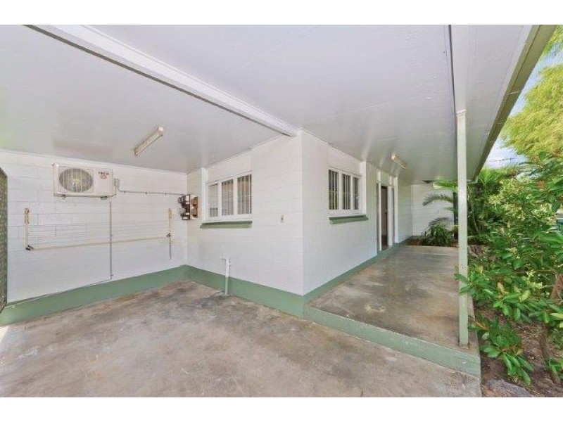 129 Mann Street, Westcourt QLD 4870