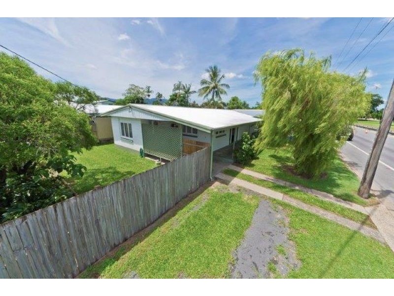 129 Mann Street, Westcourt QLD 4870