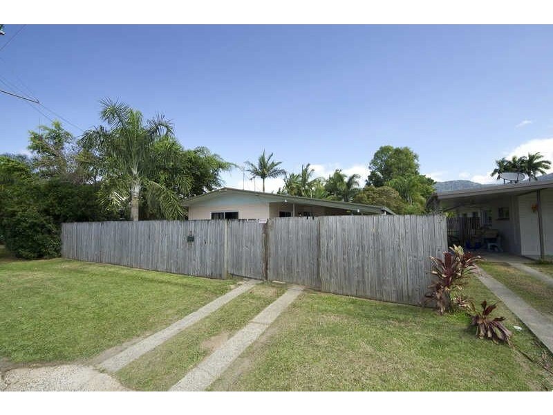 3 Page St, Earlville QLD 4870