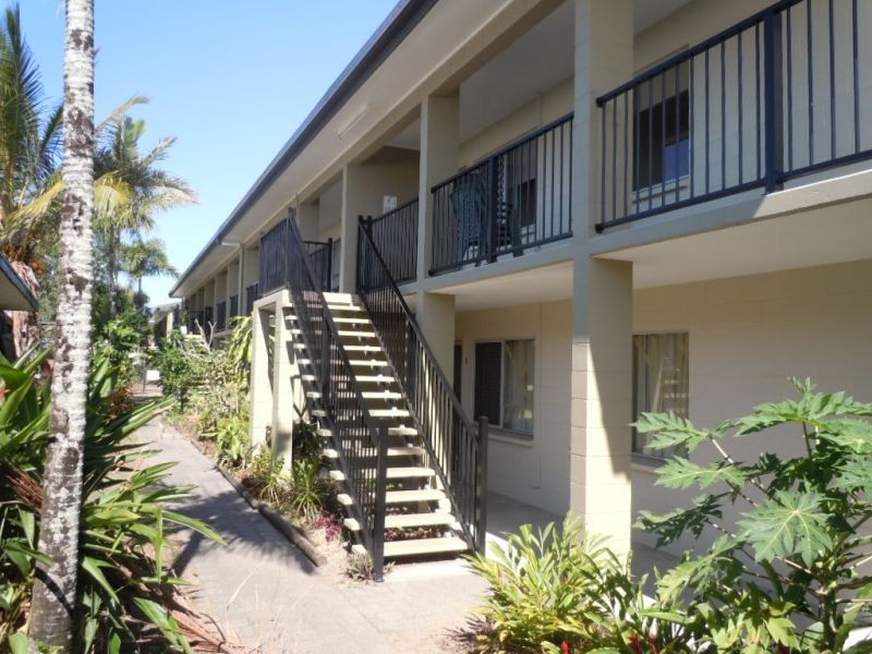 8/98 Pease Street, Manoora QLD 4870