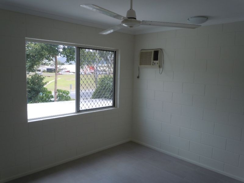 8/98 Pease Street, Manoora QLD 4870