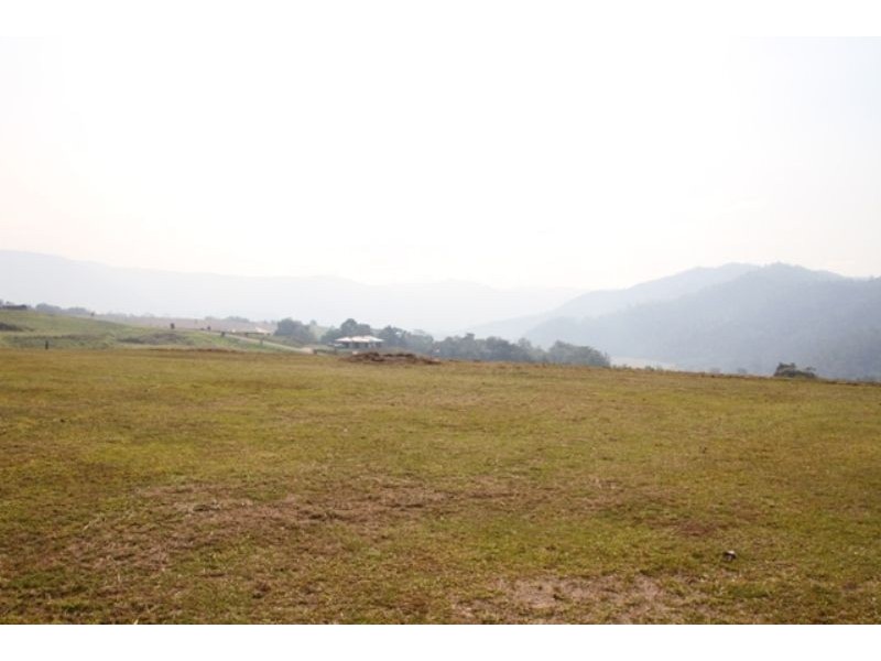 9-11 Aitken Close, Goldsborough QLD 4865