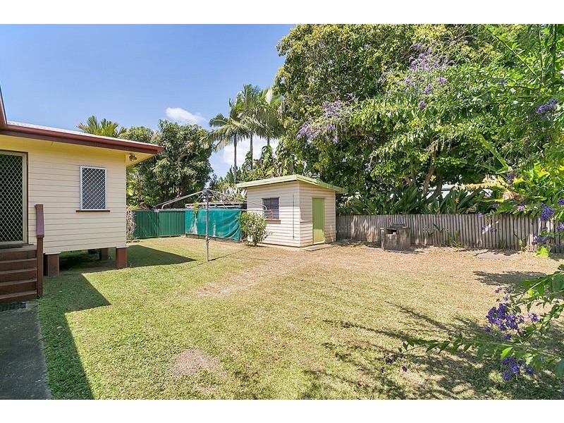 11 Mansfield Street, Earlville QLD 4870