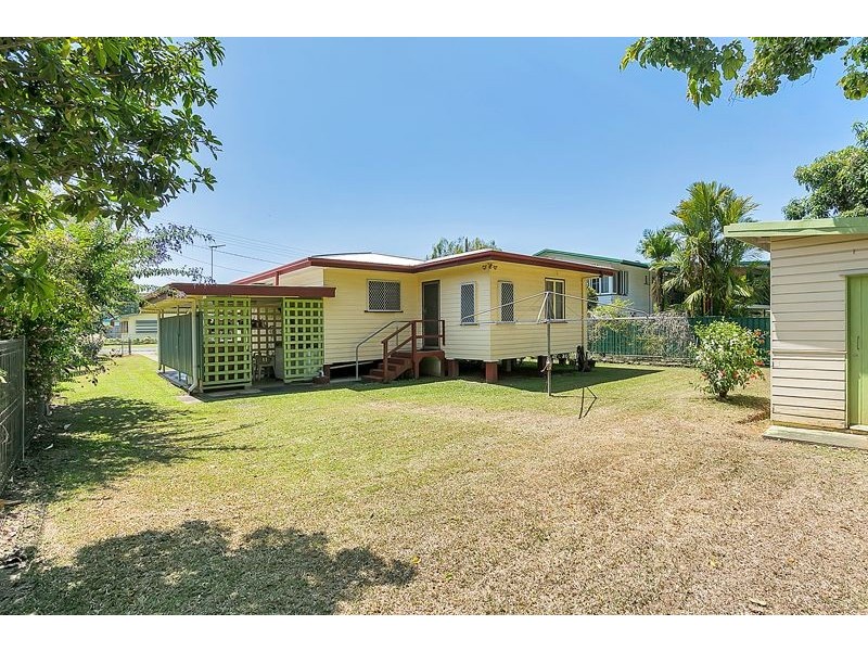 11 Mansfield Street, Earlville QLD 4870