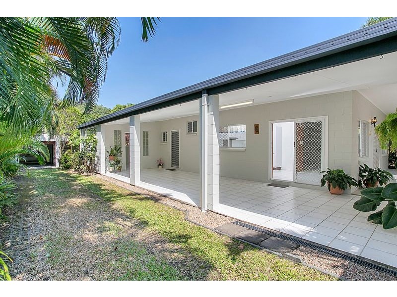 22 Ramsey Drive, Kanimbla QLD 4870