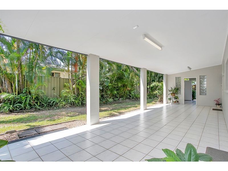 22 Ramsey Drive, Kanimbla QLD 4870