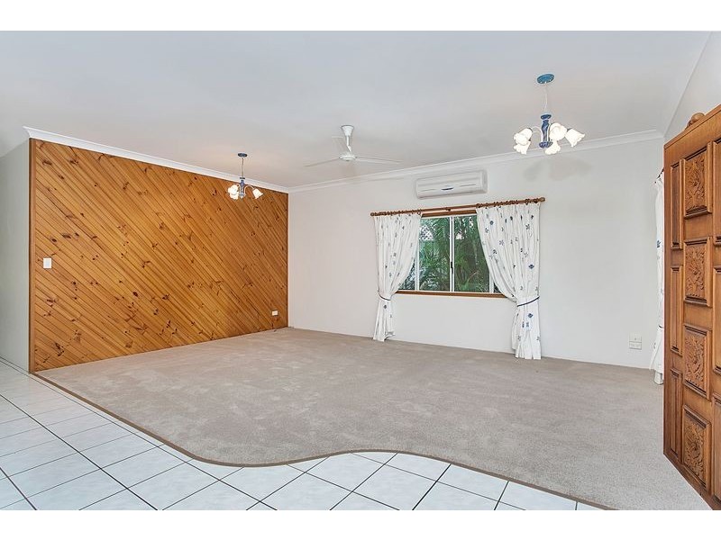 22 Ramsey Drive, Kanimbla QLD 4870