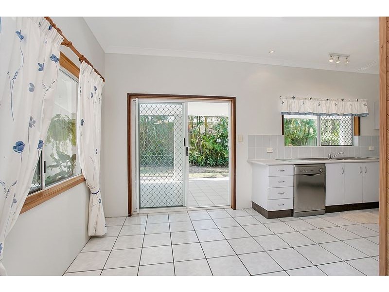 22 Ramsey Drive, Kanimbla QLD 4870