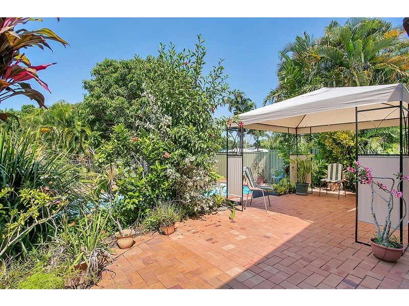 22 Ramsey Drive, Kanimbla QLD 4870