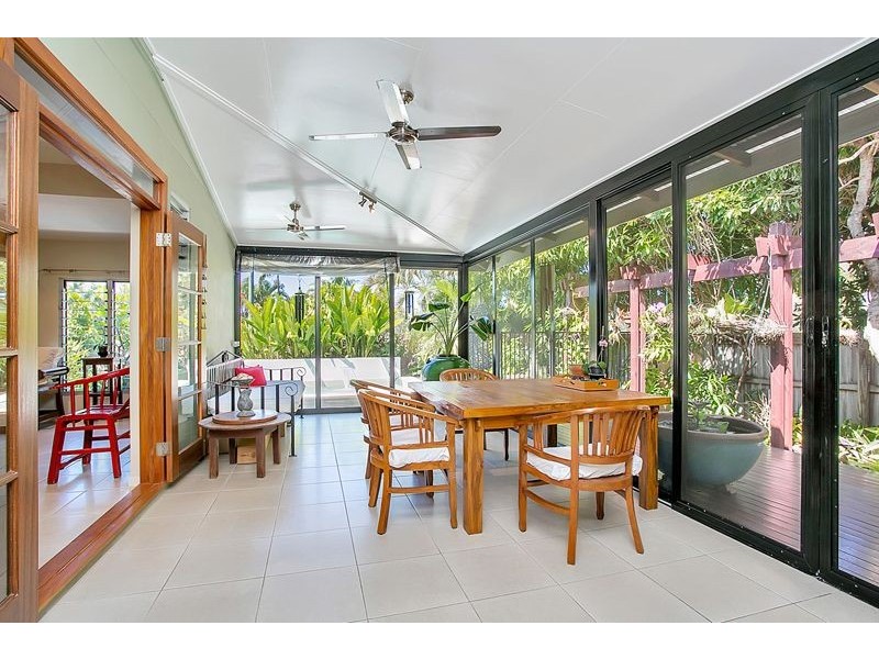 1 Jules Street, Kewarra Beach QLD 4879