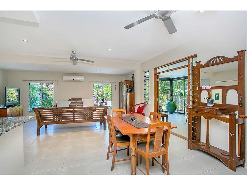 1 Jules Street, Kewarra Beach QLD 4879