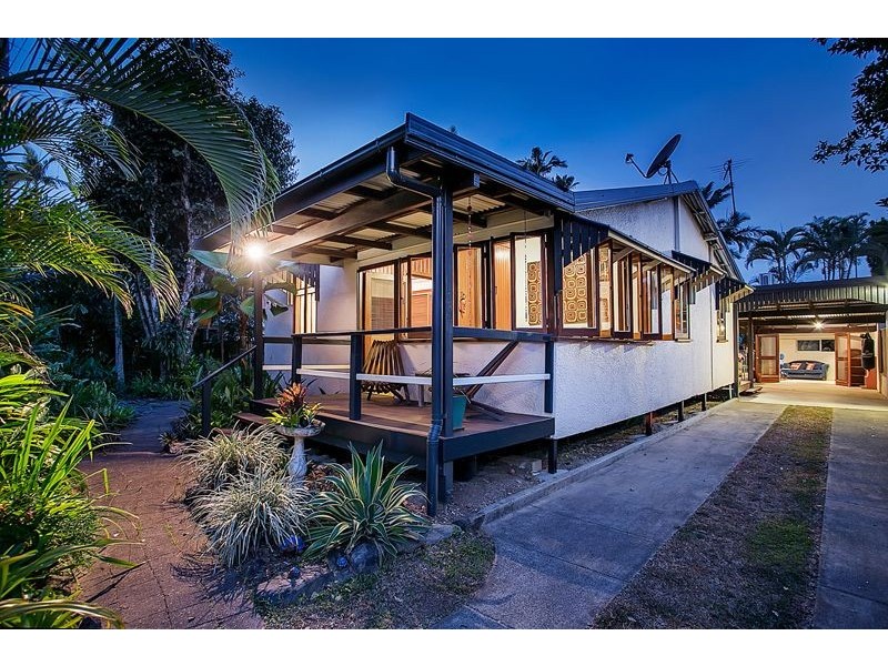 25 Hudson Street, Whitfield QLD 4870