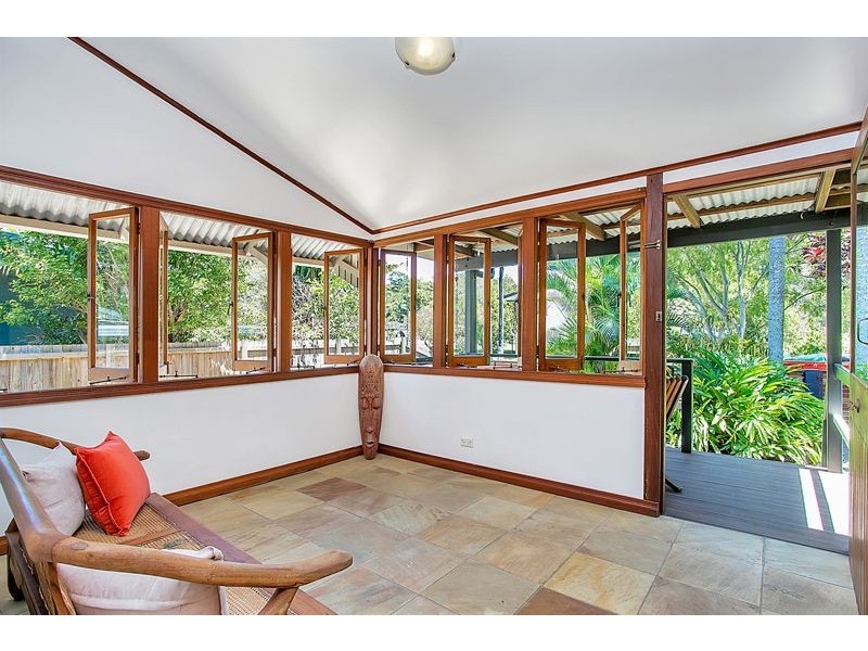 25 Hudson Street, Whitfield QLD 4870
