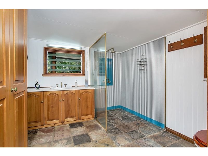 25 Hudson Street, Whitfield QLD 4870