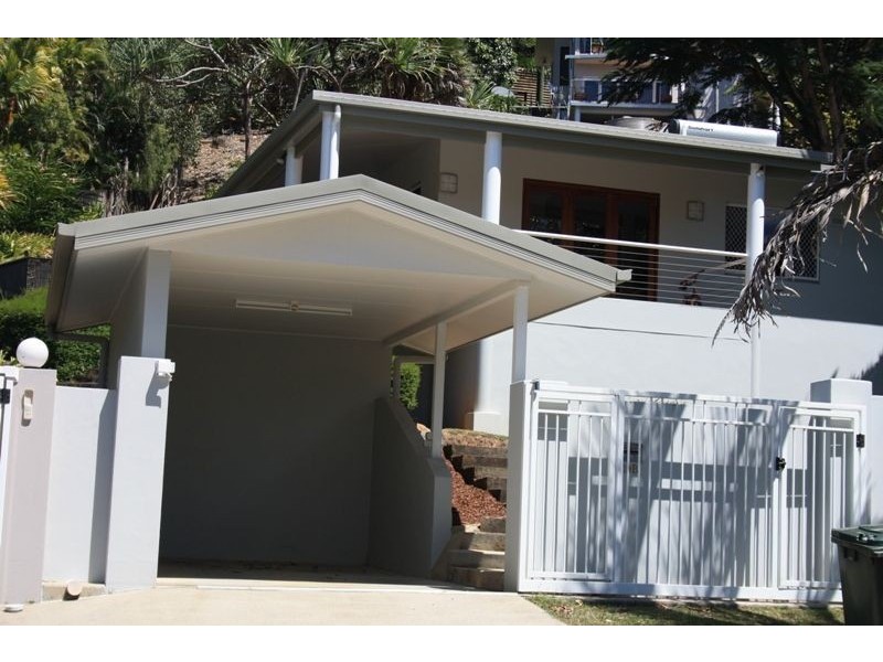 19B Minerva Avenue, Mooroobool QLD 4870