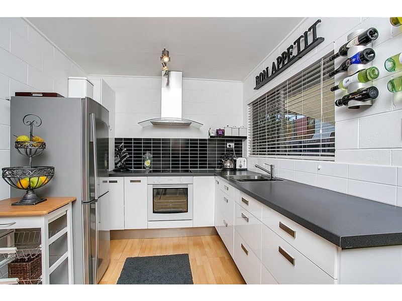 12A Chaplain Avenue, Manunda QLD 4870