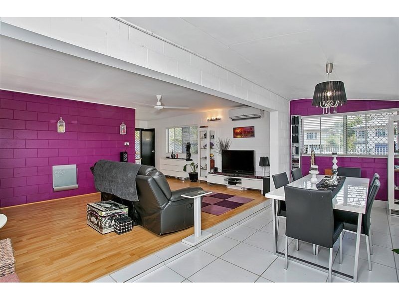 12A Chaplain Avenue, Manunda QLD 4870