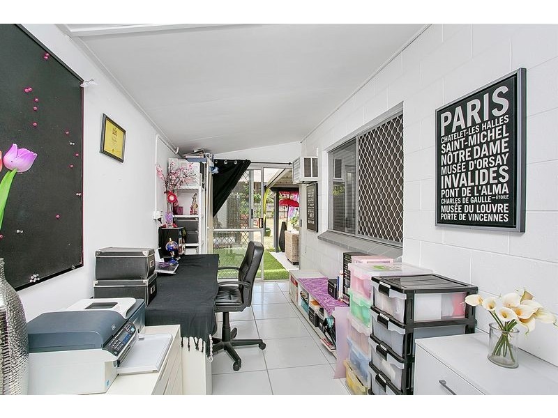 12A Chaplain Avenue, Manunda QLD 4870