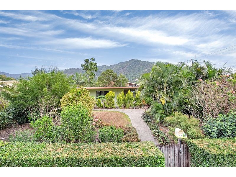 87 Carnation Drive, Mooroobool QLD 4870