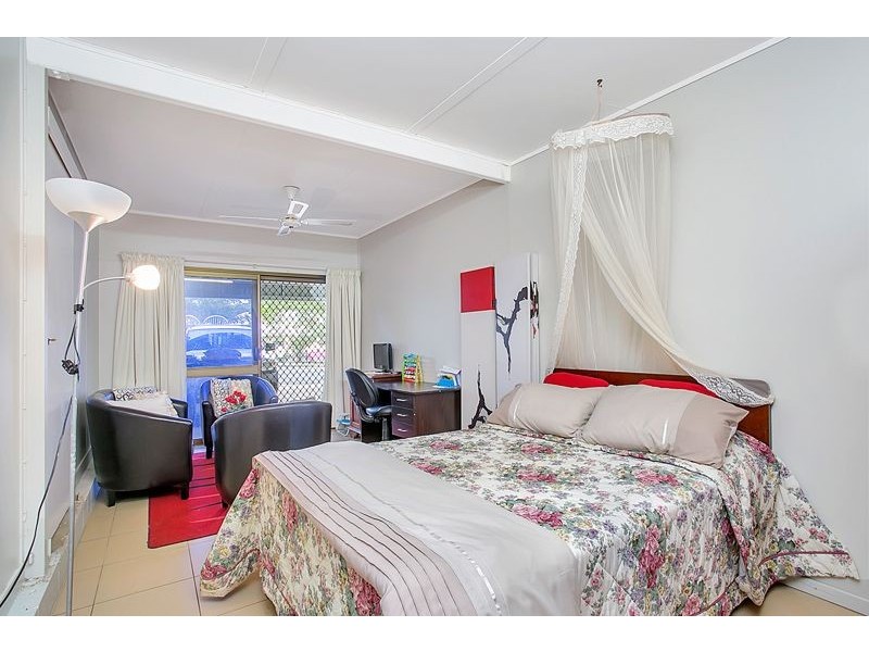 87 Carnation Drive, Mooroobool QLD 4870