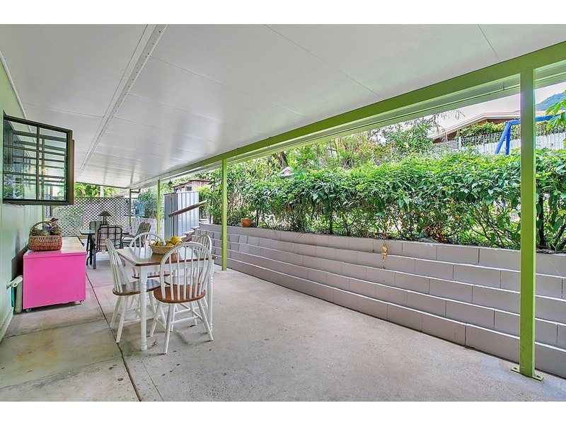 87 Carnation Drive, Mooroobool QLD 4870