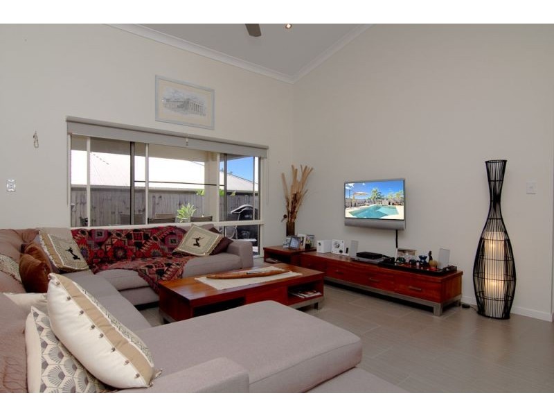 60 Woodrose Drive, Mount Sheridan QLD 4868