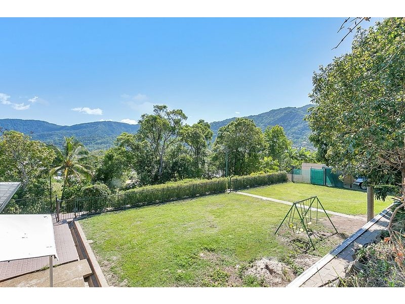 70-72 Kingsford Street, Mooroobool QLD 4870