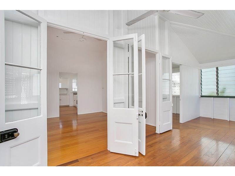 318 Draper Street, Parramatta Park QLD 4870