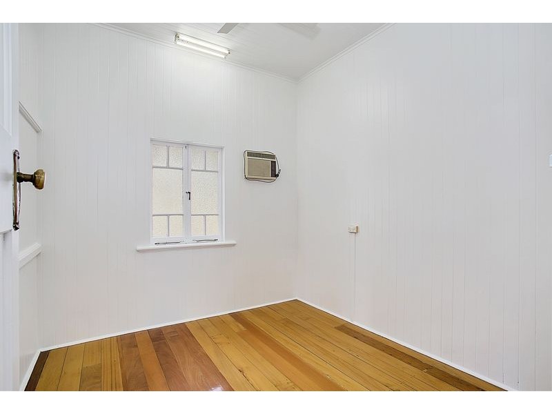 318 Draper Street, Parramatta Park QLD 4870