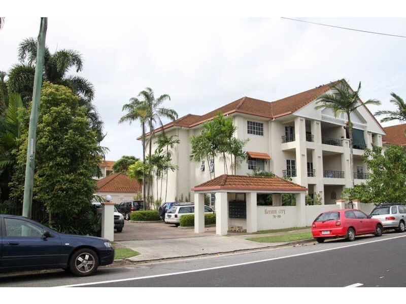 16/327 Lake Street, Bayside Villas (16/90 Digger), Cairns North QLD 4870