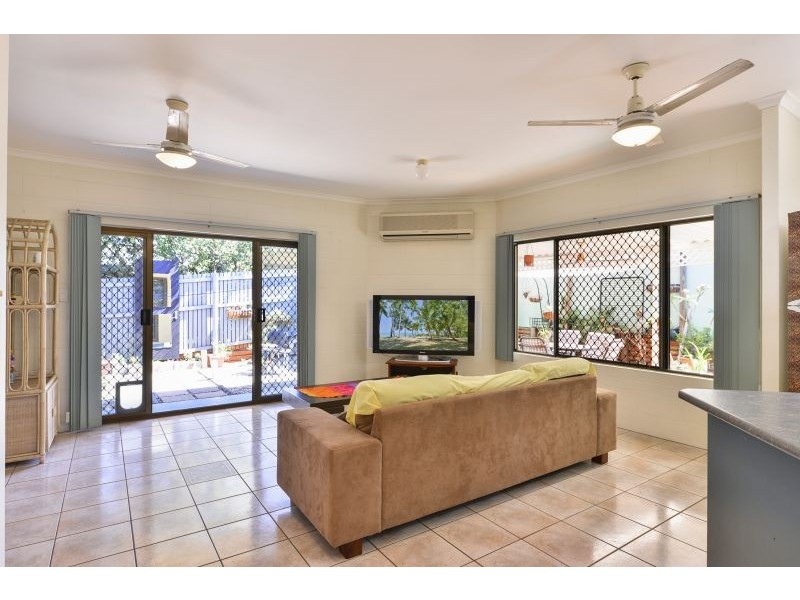 3 Spinos Street, Redlynch QLD 4870