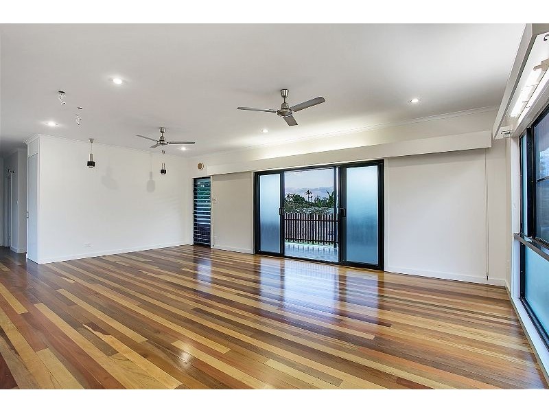 174 McManus Street, Whitfield QLD 4870
