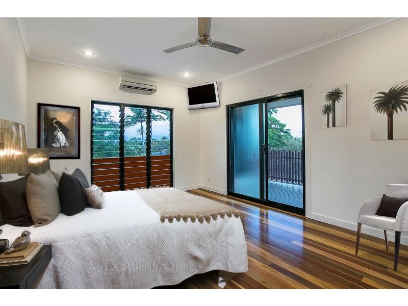 174 McManus Street, Whitfield QLD 4870