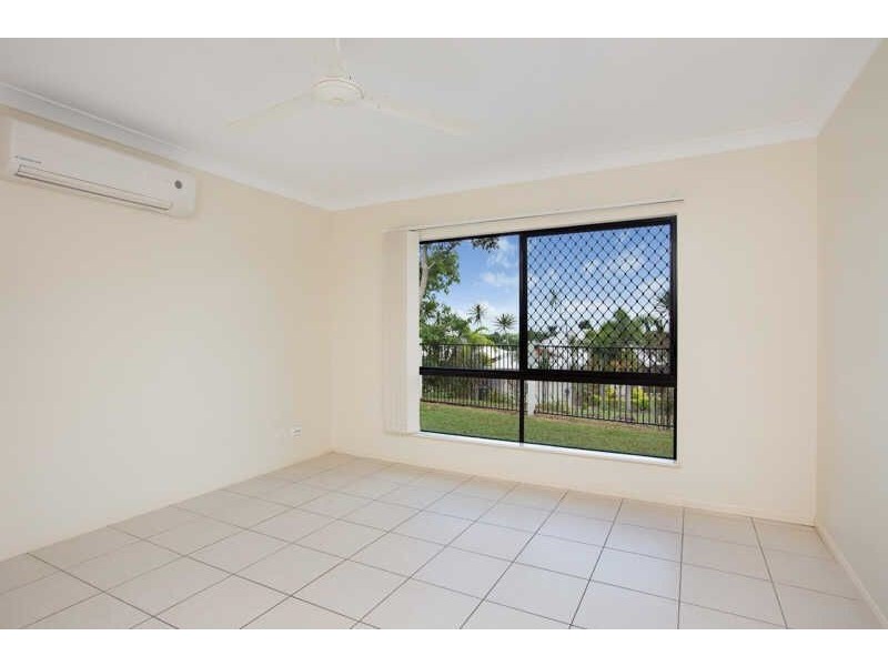 5 Sandover Close, Bentley Park QLD 4869