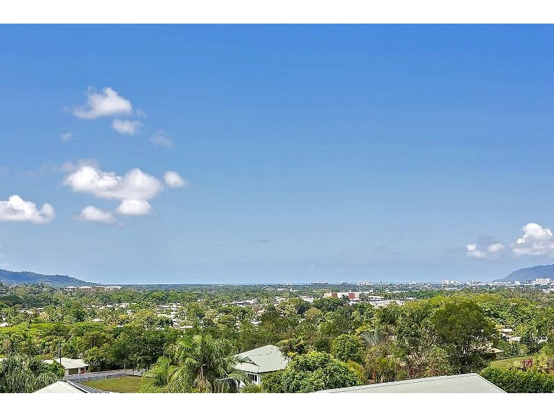 2 Grandview Crescent, Earlville QLD 4870