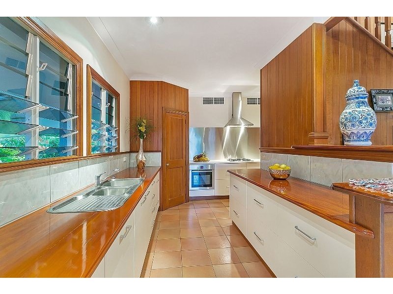 2 Grandview Crescent, Earlville QLD 4870