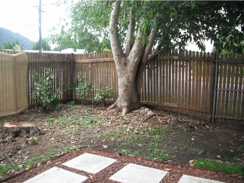 1/2 Cavanagh Street, Woree QLD 4868