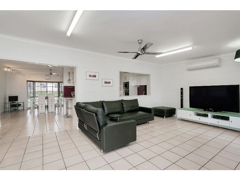 14 Matilda Close, Woree QLD 4868