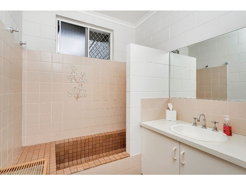 14 Matilda Close, Woree QLD 4868