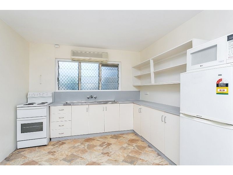 2/41-43 Martyn Street, Parramatta Park QLD 4870