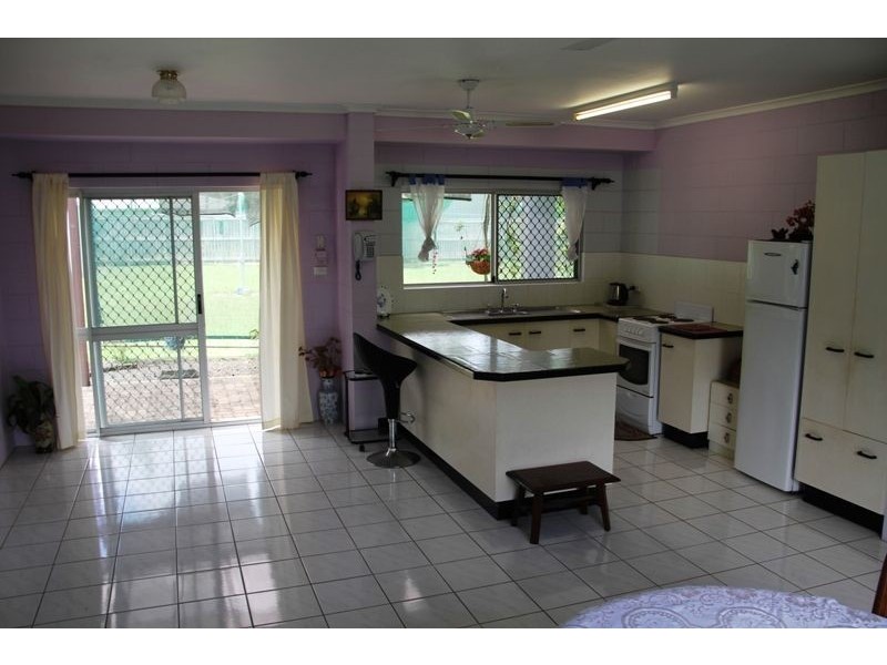 45 McLaughlin Road, Bentley Park QLD 4869