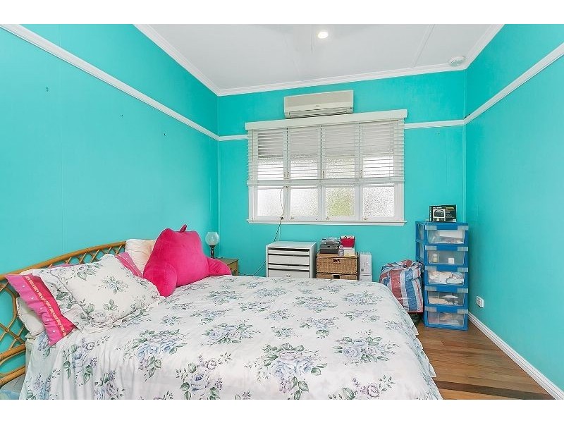 232 Woodward Street, Whitfield QLD 4870