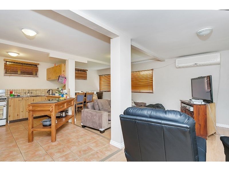 232 Woodward Street, Whitfield QLD 4870