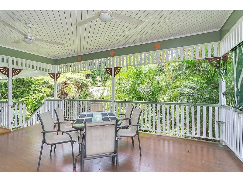 232 Woodward Street, Whitfield QLD 4870