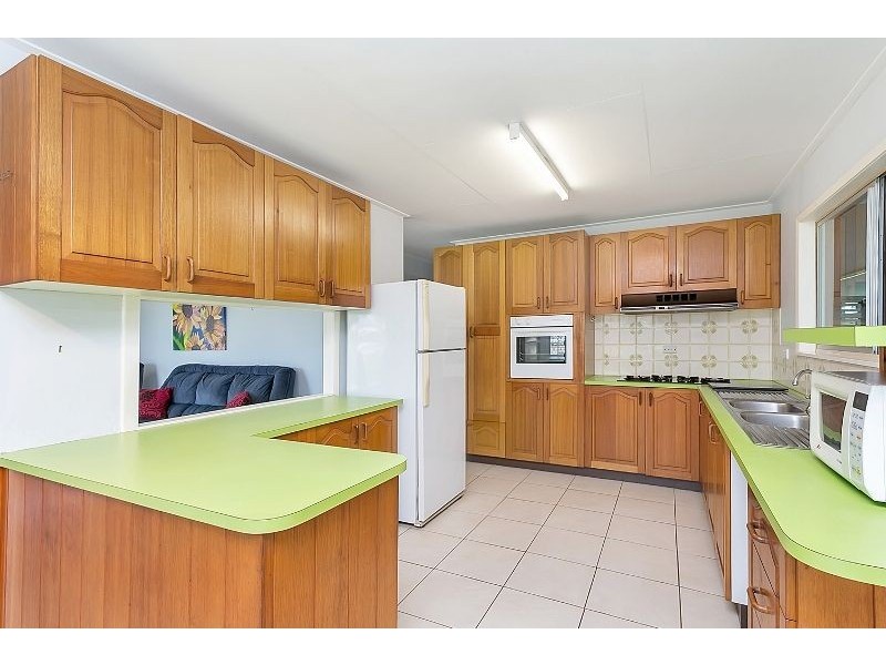 3 Hogan Street, Westcourt QLD 4870