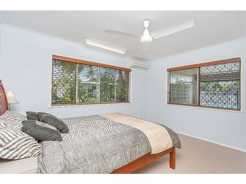 3 Hogan Street, Westcourt QLD 4870